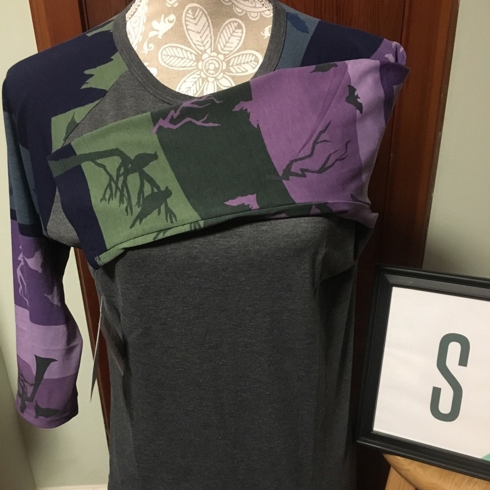 Lularoe randy Halloween tee